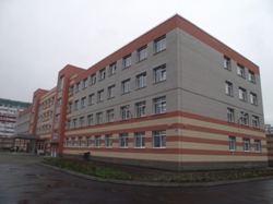Школа по адресу Балтийская,6 (при внутренней отделке использовались материалы ЗССС "ДЮНА")